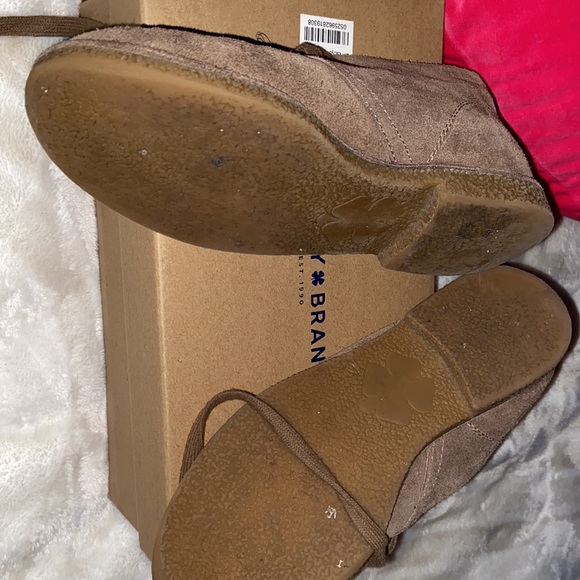 Lucky brand tan suede short boots - Picture 5 of 9